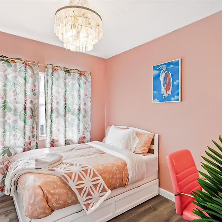 New! Havana Nights Villa ! Walk To Calle Ocho! Μαϊάμι Εξωτερικό φωτογραφία